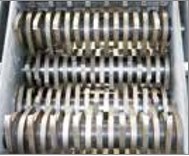 HDPE Blue Drum Foamed Container Four Shaft Axis Plastic Recycling Shredder