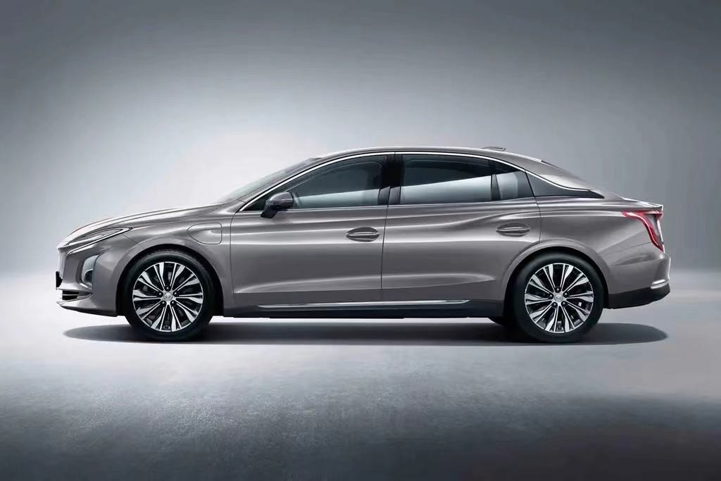 431km Electric Car Sedan High Speed Hongqi E QM5 PLUS 160km/H Max Speed