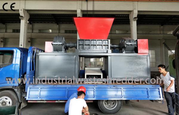 Quality Automatic Industrial Cardboard Shredder , Waste Carton Shredder Machine Energy Saving for sale