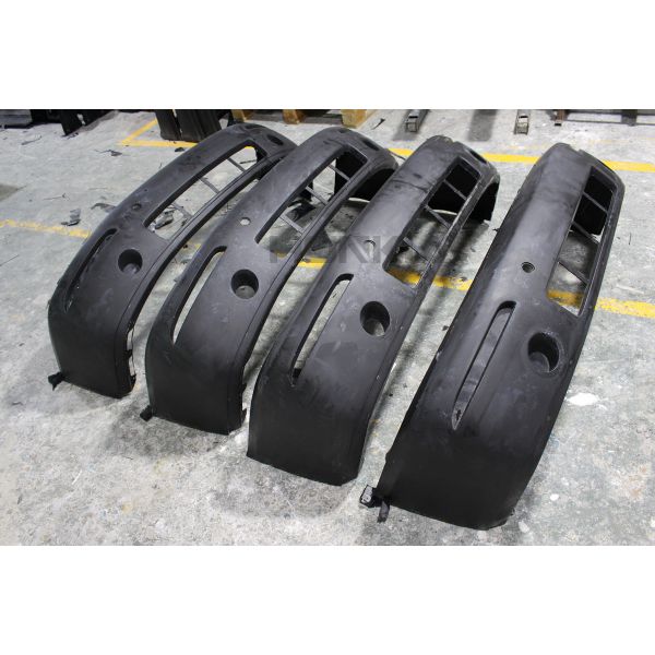 Customized Reaction Injection Moulding Automotive Parts , Car Bumper Injection Moulding OEM