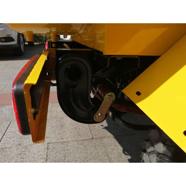 1000L Water/Oil Motorcycle Tricycle With Rear Spring Leafs 5 2 And Five Wheels