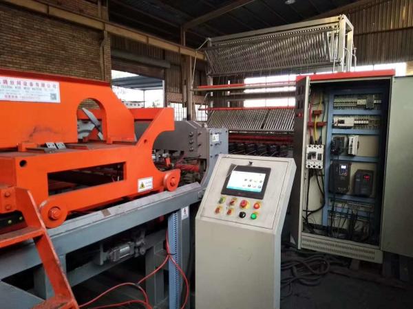 Quality 220V ISO 9001 Pre Cut 0.9m Weld Mesh Making Machine for sale