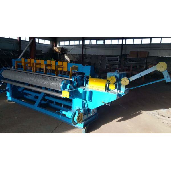 Fully Automatic Electric Welded Wire Mesh Machine For Mining / Transportation