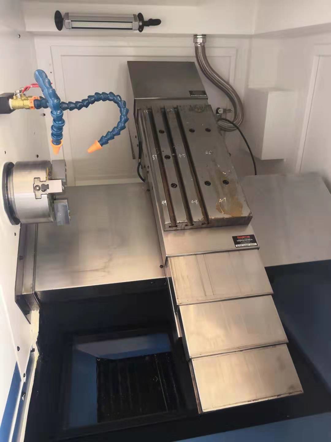 CNC lathe machine, horizontal cnc lathe, Shaft metal cutting machine, cnc turning lathe machine HTC-3630