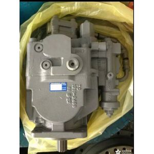 China Toshiba hydraulic piston pump/main pump PVC90R008 used for excavator wholesale