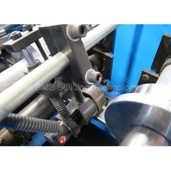 1.5 - 2.0 Thickness Shelf Bracket Roll Forming Machine With Servo Feeding Device