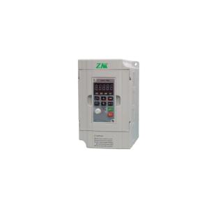 0.75KW 110VAC Output SG600 Solar Pump Inverter Black Shell With MPPT