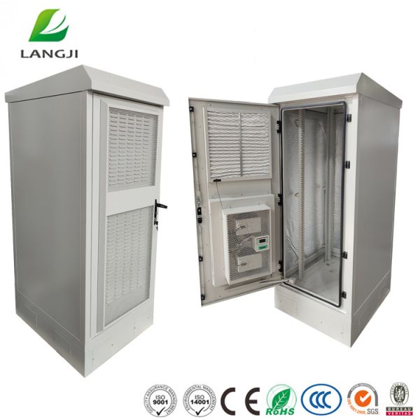 IP55 19 Inch Rack Outdoor Telecom Cabinet With Centrifugal Fan