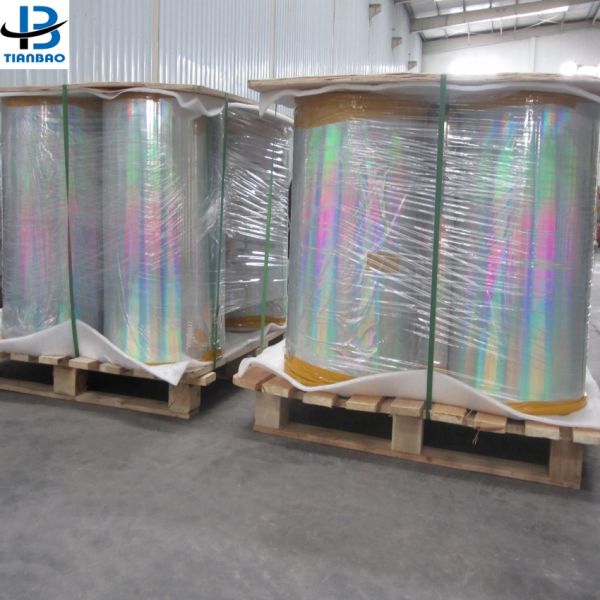 Customized Laminated Material PE Coated Metalized Film for Heat Insulation