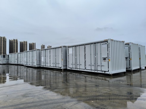 ESS 1MW-4MW UPS Lithium Battery Backup Longer Cycle For Data Center