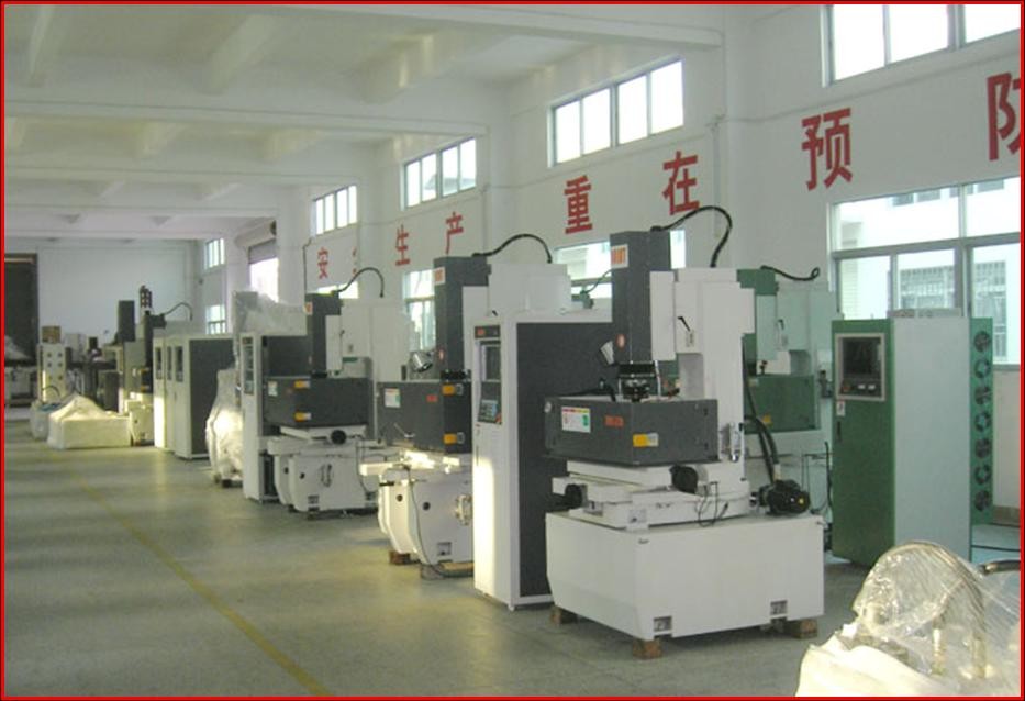 Heavy Duty Double Column CNC Milling Machines , Gantry Type CNC Machine Center BTMC-1225