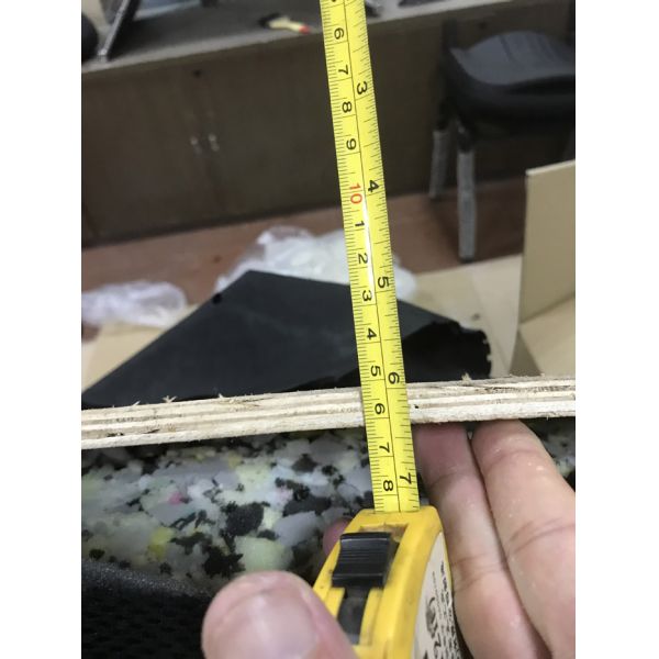 Black Basic Desk Chair , Ergonomic Mesh Office Chair Adjustable Arms Headrest