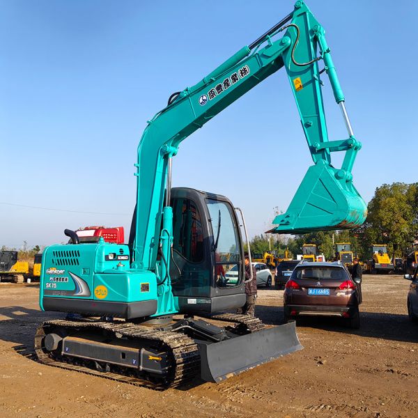 Used Kobelco 75 Excavators