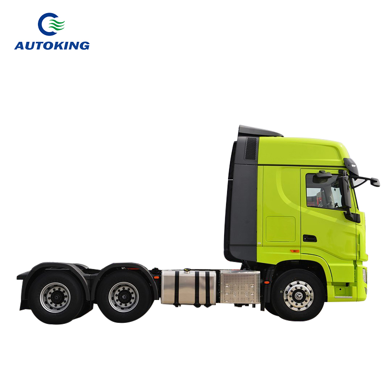 Multimedia System Yes Used Tractor Trucks Dongfeng Sinotruk Howo 371hp 6x6 Trailer Head