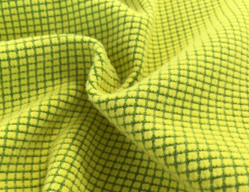 100% polyester durable anti-wrinkle high class of smooth handfeel jacquard knitted fabric