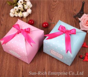 China Custom Perfect gift box candy box with ribbon bow wholesale