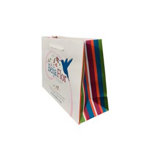 China Exquisite Handmade Gift Bags And Boxes Glossy Lamination CE Certification wholesale