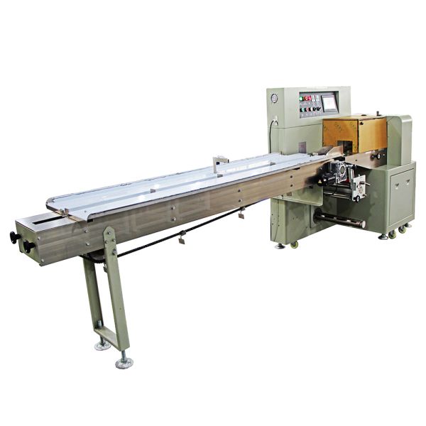Down-walking paper bag conveyor belt horizontal packaging machine customized mask daily necessities food film packaging
