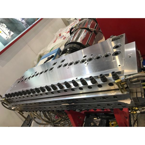 Shenzhen HYPET 1220mm Width Plastic PVC Foam Board Extrusion Production Line PVC WPC Foam Board Panel Making Machine