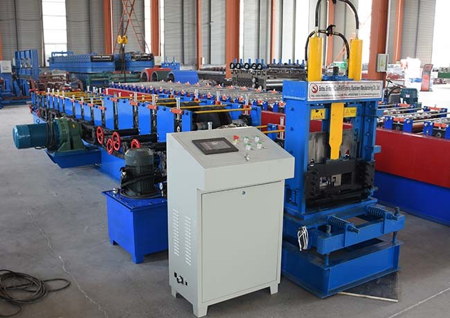 Cold Steel C And Z Purlin Machine , Profile Rolling Shutter Strip Making Machine