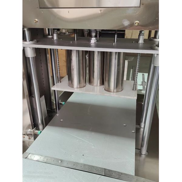 Industrial Wonton Wrapper Machine Dough Wrapper Commercial 250 Pcs/Min