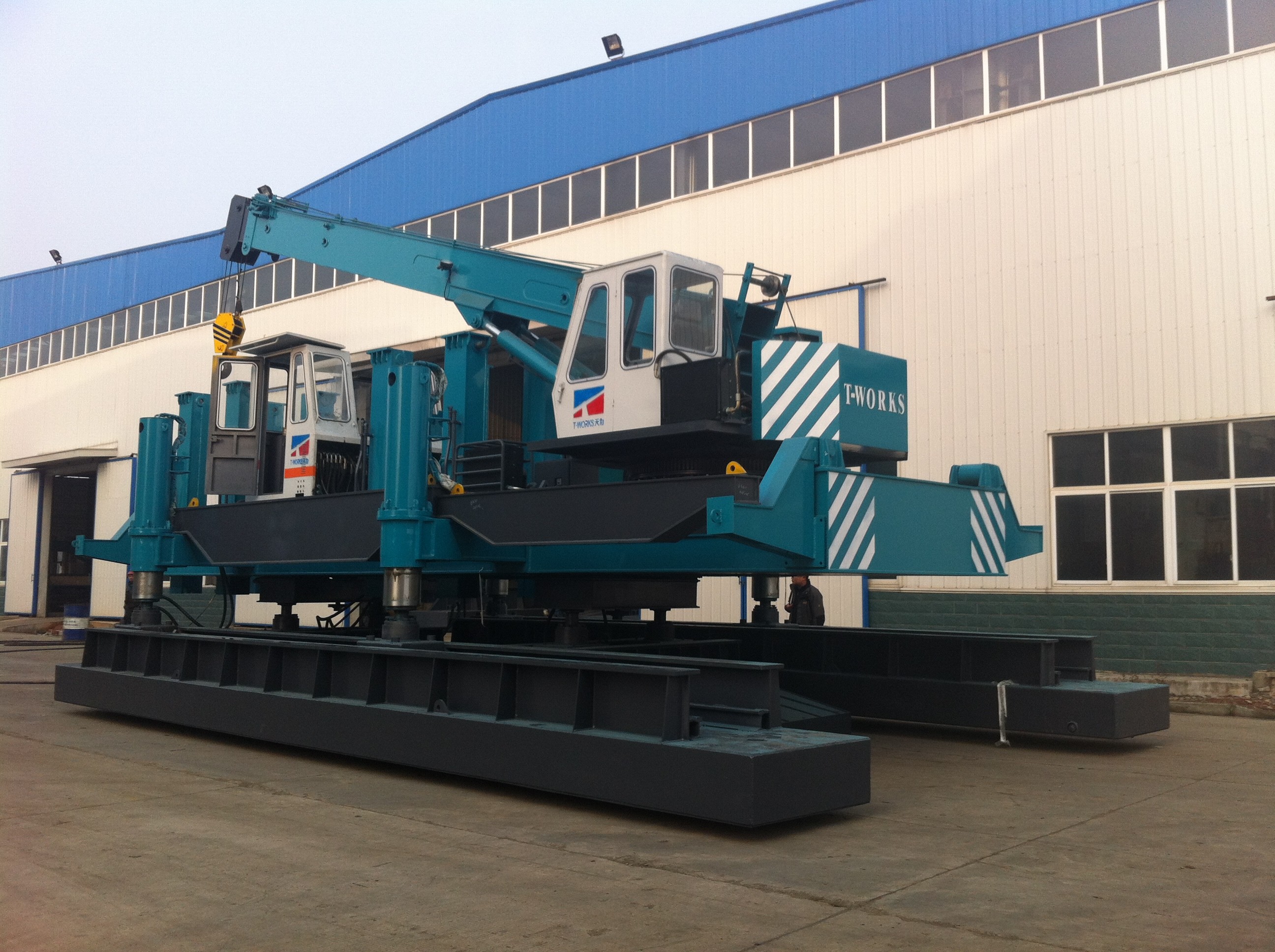 Silent Hydraulic Piling Rig Machine 460 Tons Piling Capacity Eco - Friendly
