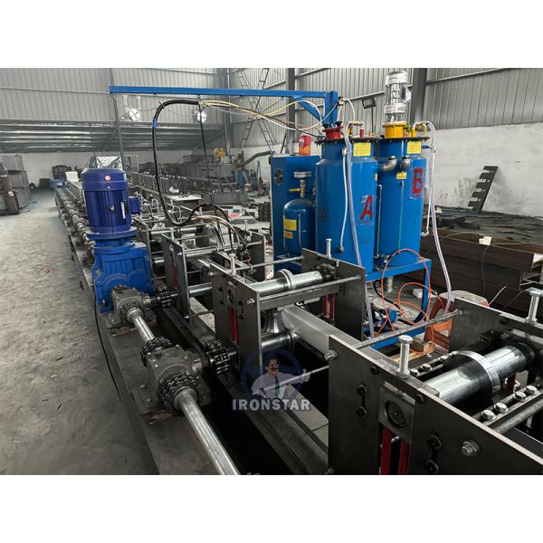 “Turkey Standard PU Foam Sandwich Rolling Shutter Door Forming Machine Multi Material Galvanized Sheet PPGI Aluminum Profile Machine”