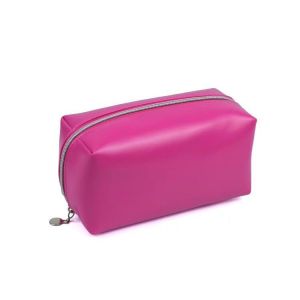 Wesson No Trace Waterproof Oblong Cosmetic Travel Bag