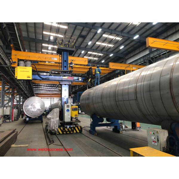 LHC 8080 Automatic Welding Column And Boom Manipulator For 8000 Mm Diameter