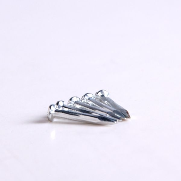 Galvanzied Angular Spiral Concrete Nails Customized High Hardness