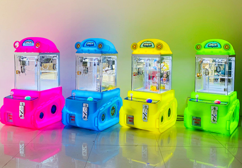 Customization Amusement Grabber Machine Doll Crane Machine 55*47*110Cm