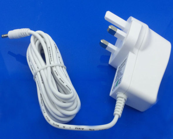 AC/DC adaptor(output 8.4VDC 1000mA)