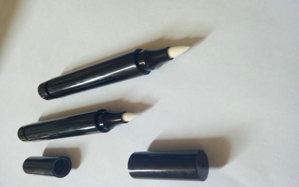 Quality Female Cosmetics Thick Eyeliner Pencil , PP Empty Eyeliner Pencil OEM for sale