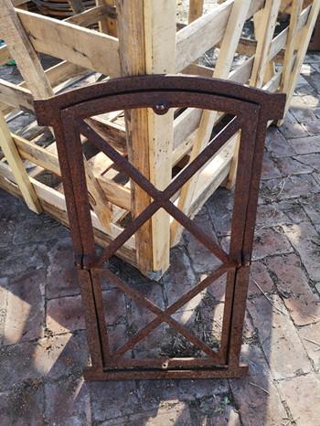 Quality Antique Reclaimed Metal Window Frames With Window Panel To Open H74.5xW43CM for sale