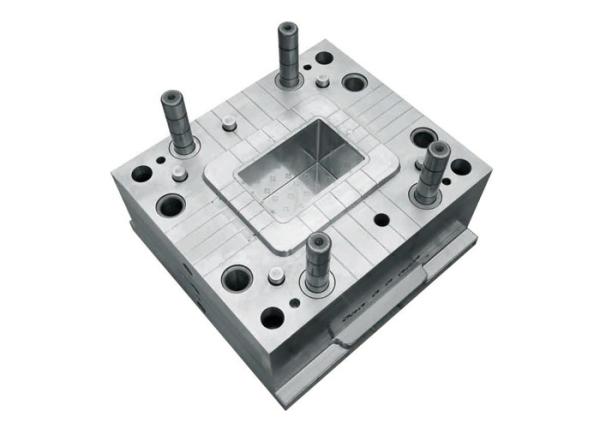 Quality Deep Injection Moulding Service , High Polish Lead Acid Battery Case Injection Mold Tooling for sale