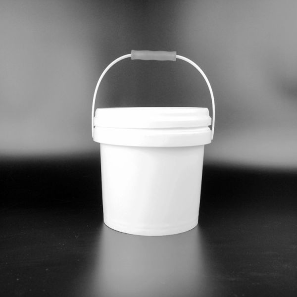 2L Plastic Pet Food Storage Bucket with Lid