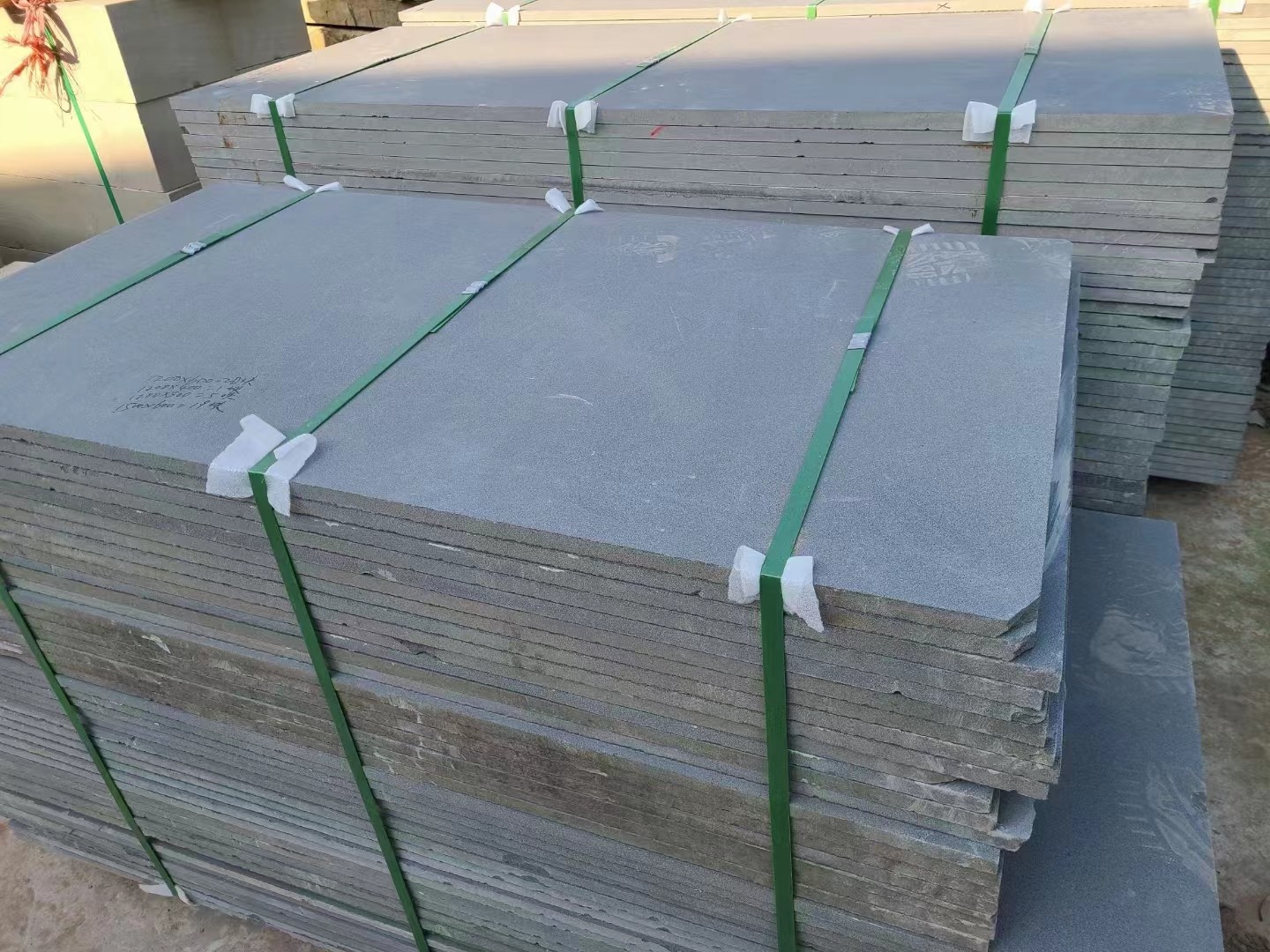 Bush Hammered 30mm Natural Sandstone Tiles Various Applications