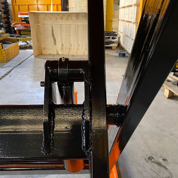 2000kg Electric Heavy Duty Scissor Lift Tables Max Height 3000mm Ladder Lift