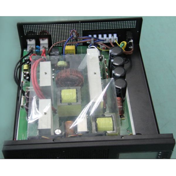 High Efficiency UPS Power Inverter Pure Sine wave Output