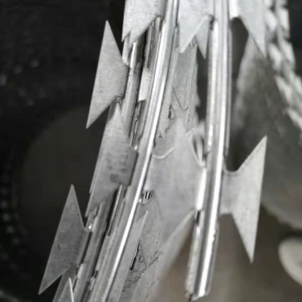 Bto Cbt Anti Rust Galvanized Prison Razor Wire
