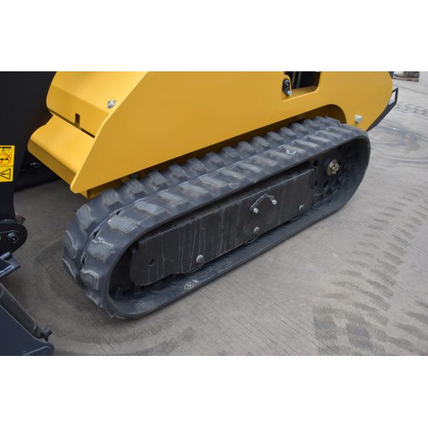 Chinese New Hydraulic Mini Skid Steer Loader With Variously Attachment For Sale