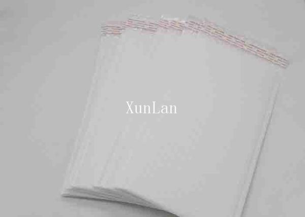 Quality White Poly Shipping Bubble Mailers Customer Size With Moisture Resistance for sale