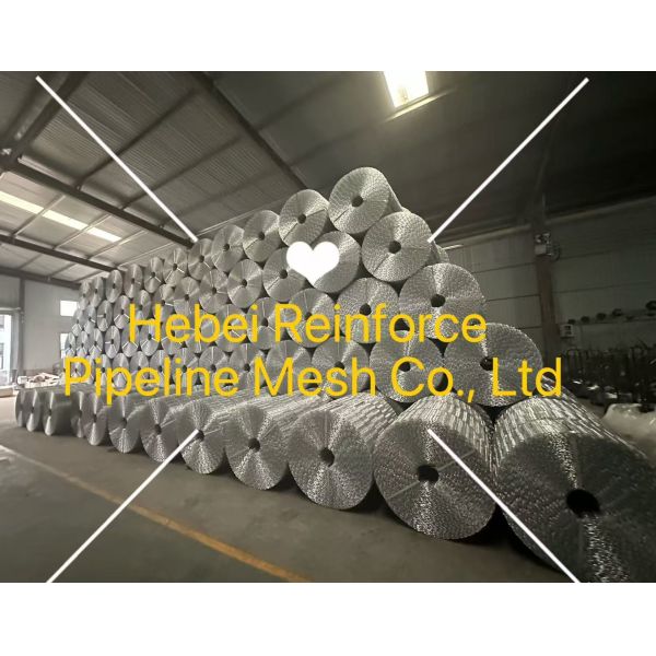 Ten Lines Galvanized Wire CWC Pipeline Reinforced Mesh Point Welded