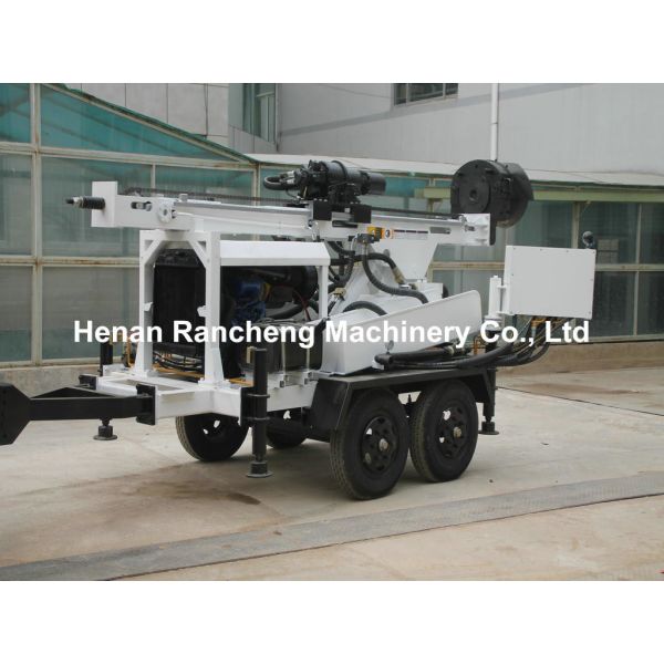Hydraulic Borehole Trailer Mounted Water Well Drilling Rigs 160m Drill Depth 45KW