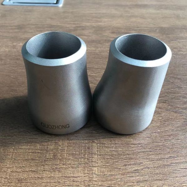 Alloy Steel Eccentric Reducer 1/2'' Butt Weld Fittings