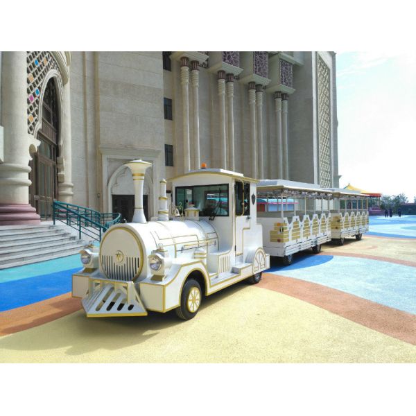 Classic Design 42 Passengers Electric Mall Train With Colorful Body Appearance
