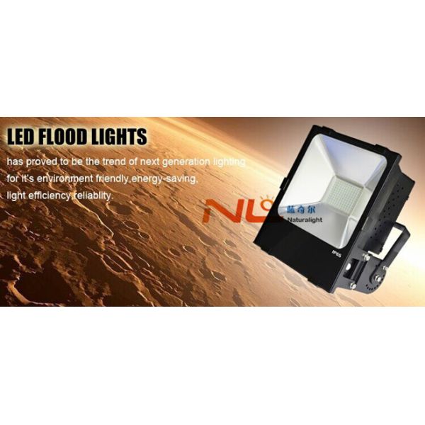 solar led lighting with microwave motion sensor