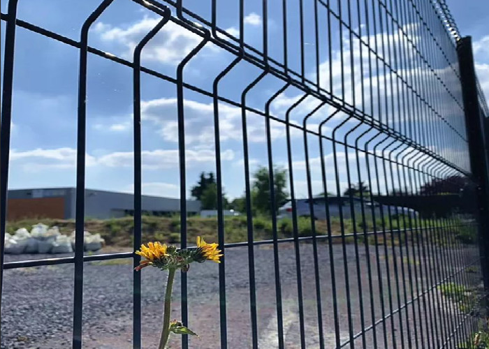 Anti-Rust Triangle Fence Panel Quick Setup Multi-Use for Construction Events Industrial Zones