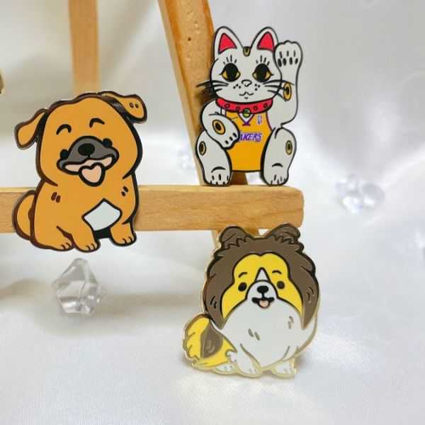 Plated Metal Crafts Customized Hard Enamel Lapel Pin Business Gifts Metal Logo Design Pins For Clothes