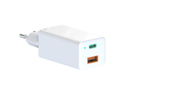 Remove Formaldehyde Odors Foldable Plug Style Input 100-240V PC 94 V0 for Stable